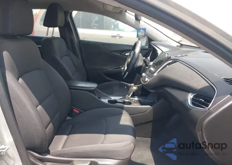 2019 Chevrolet Malibu Lt z USA, uszkodzony, nr VIN 1G1ZD5ST9KF183021